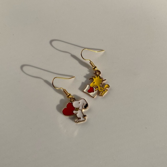 🍎2 PAIRS FOR $12🍎handmade Snoopy & Woodstock earrings! - Picture 2 of 2